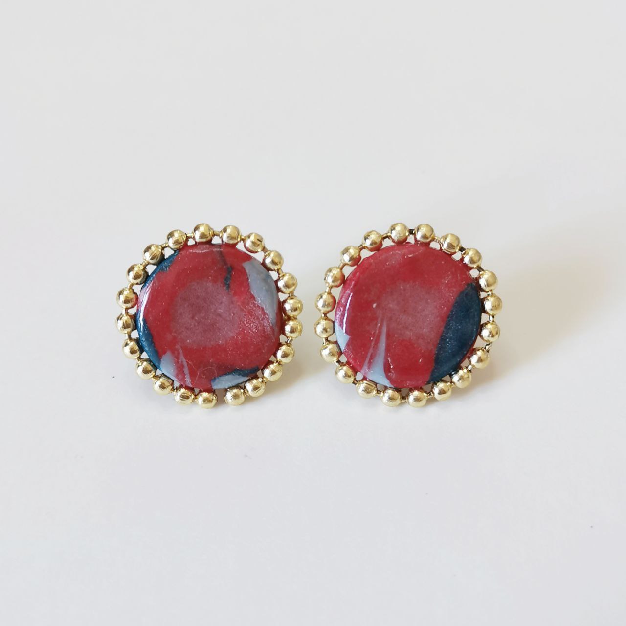 Medium Studs: Red & Blue