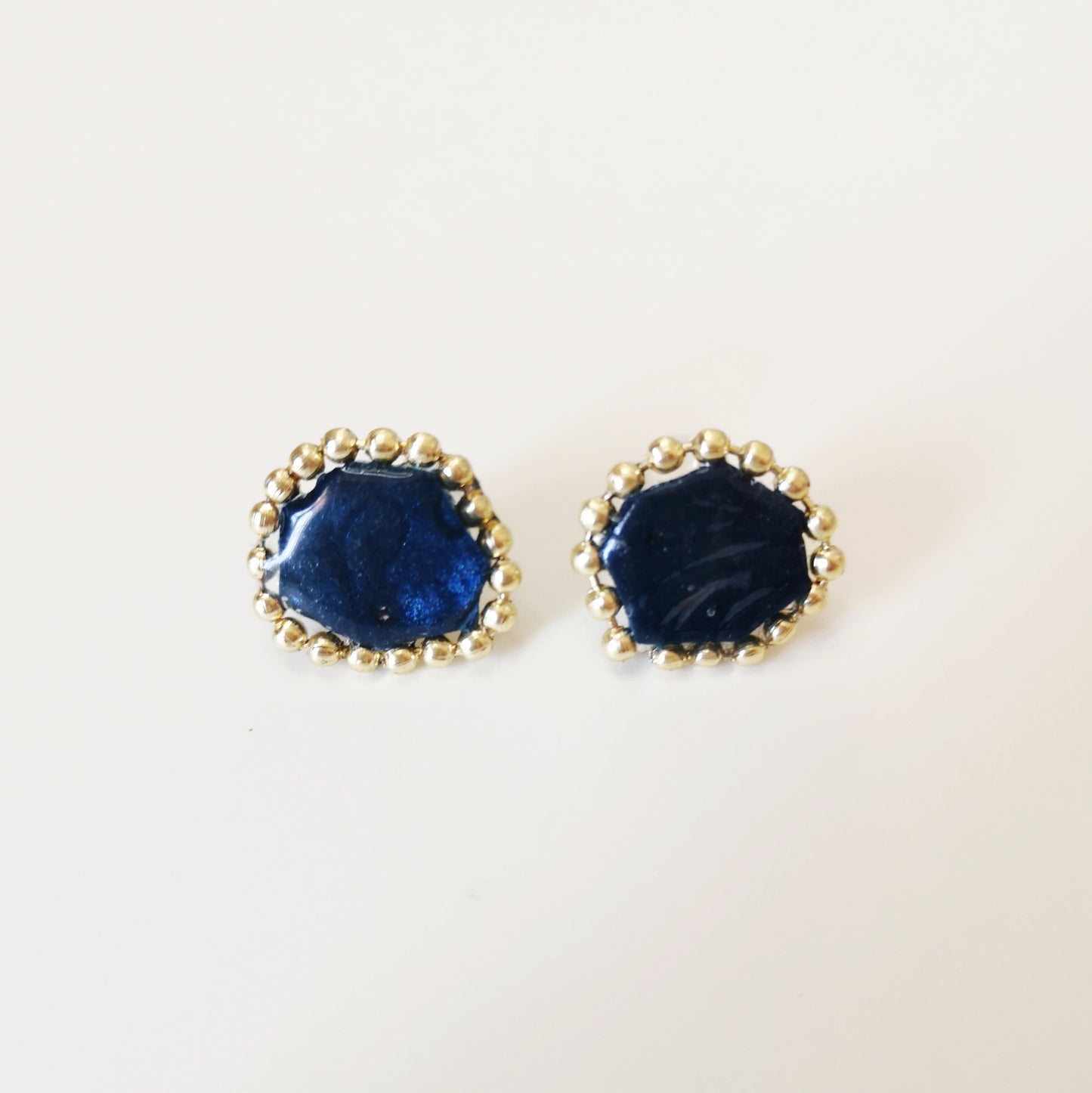 SMALL STUD: Blue